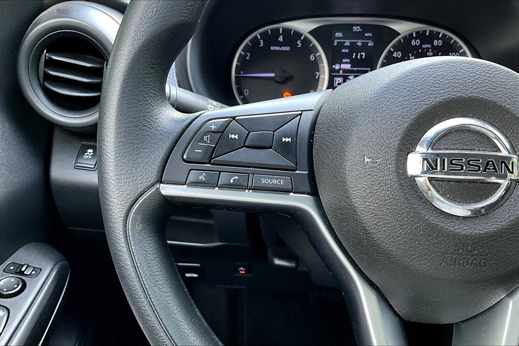 Thumbnail: 2019 Nissan Kicks - 28