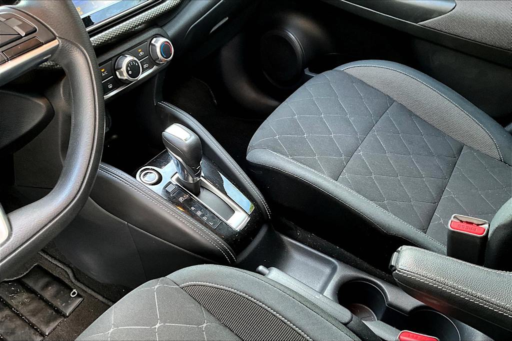 Thumbnail: 2019 Nissan Kicks - 17