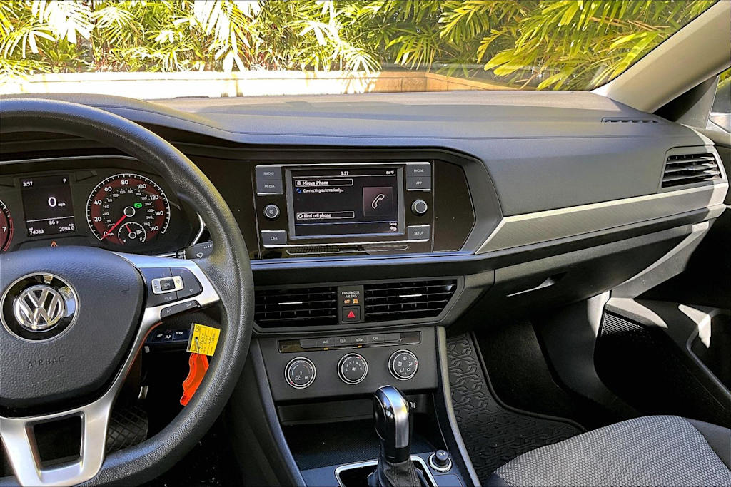 Thumbnail: 2019 Volkswagen Jetta - 15