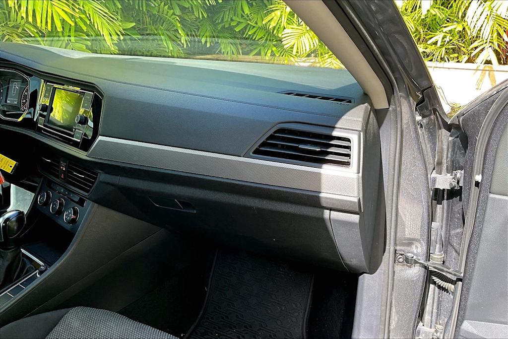 Thumbnail: 2019 Volkswagen Jetta - 25