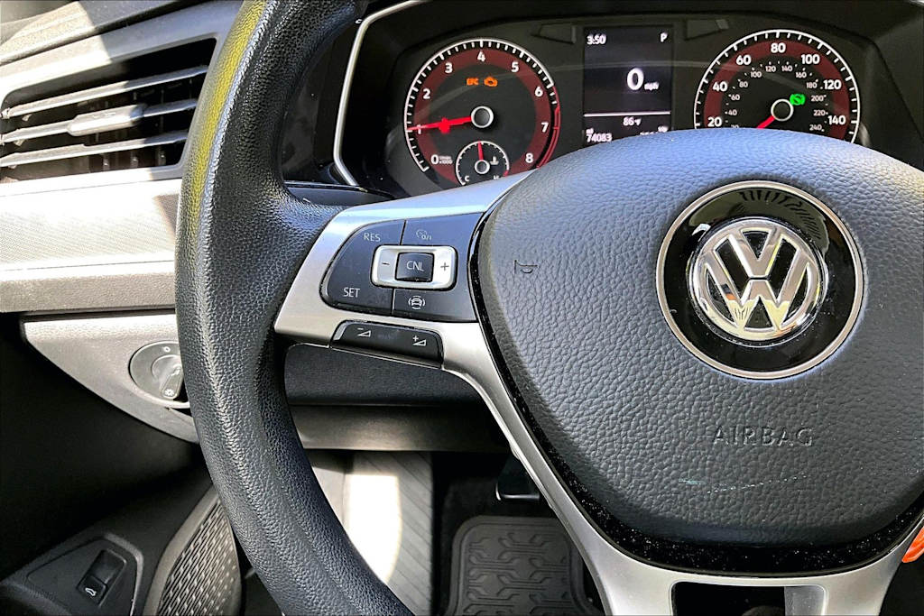 Thumbnail: 2019 Volkswagen Jetta - 26