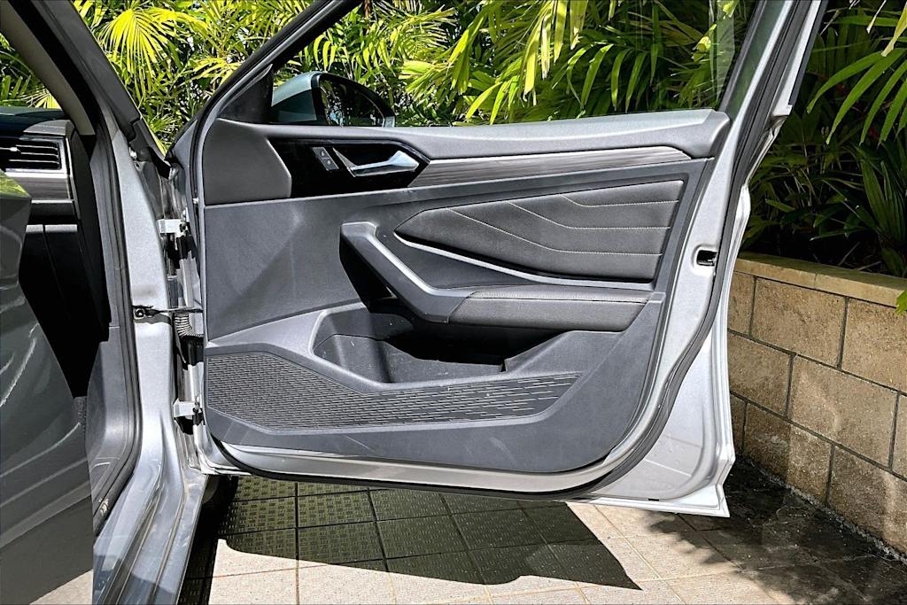 Thumbnail: 2022 Volkswagen Jetta - 29