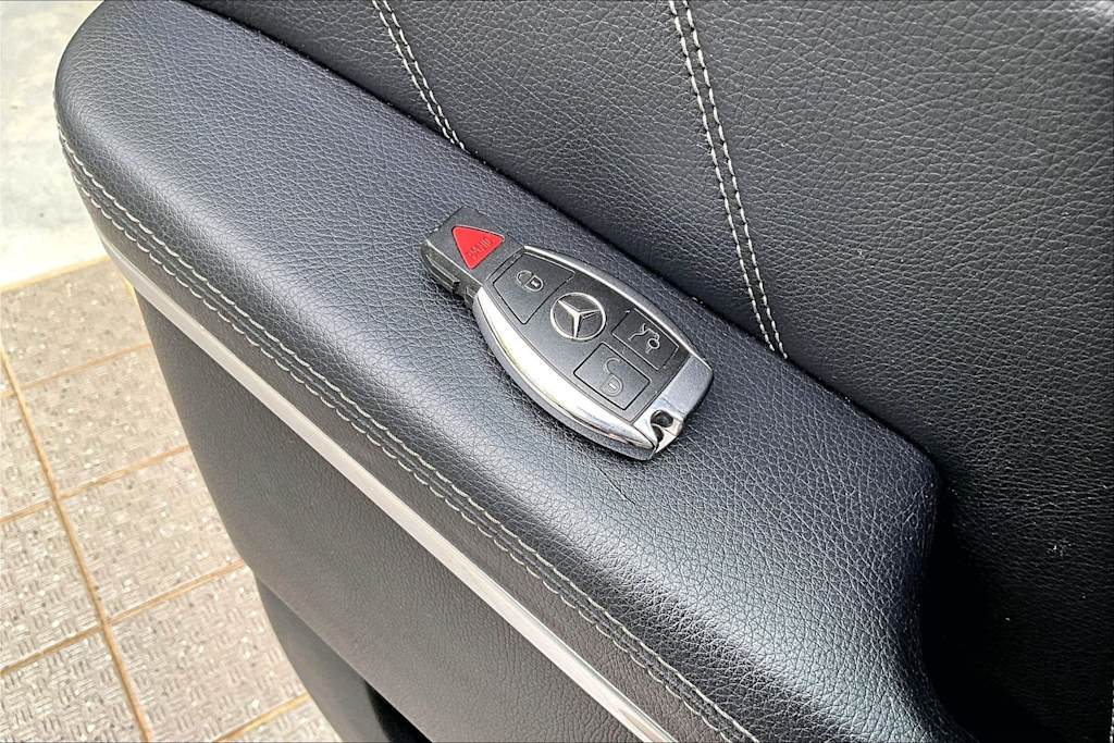 Thumbnail: 2014 Mercedes-Benz GL-Class - 20