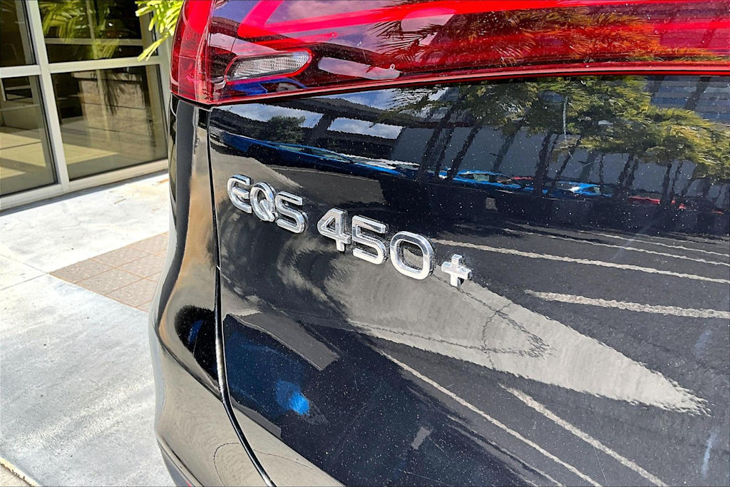 Thumbnail: 2023 Mercedes-Benz EQS - 7