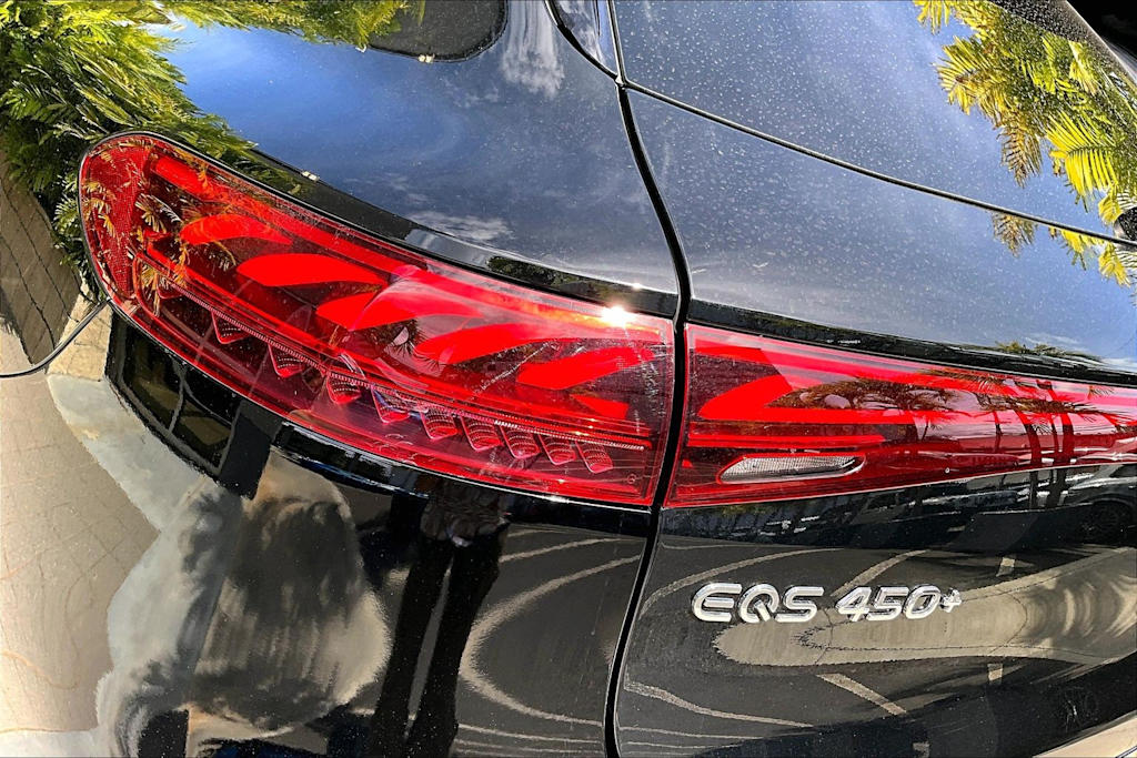 Thumbnail: 2023 Mercedes-Benz EQS - 32