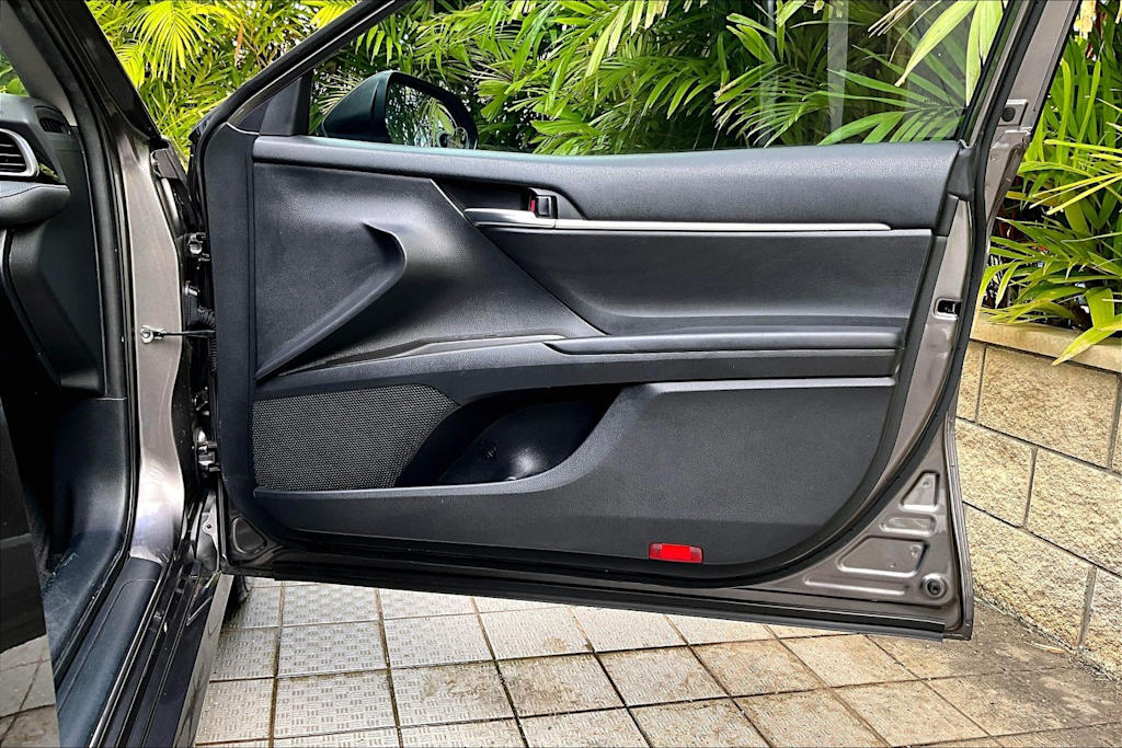 Thumbnail: 2022 Toyota Camry - 28