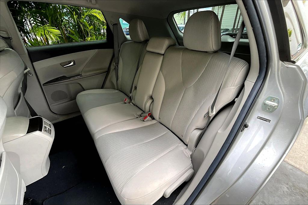 Thumbnail: 2014 Toyota Venza - 13