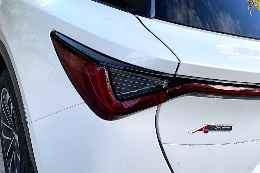 Thumbnail: 2024 Acura ZDX - 32