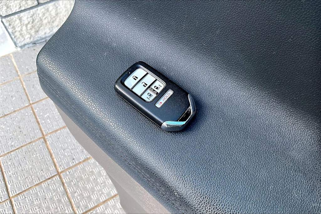 Thumbnail: 2014 Honda Odyssey - 19
