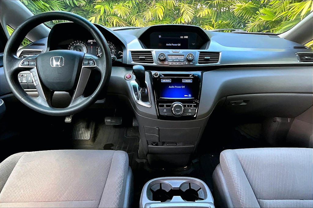 Thumbnail: 2014 Honda Odyssey - 10