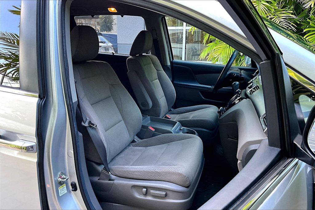 Thumbnail: 2014 Honda Odyssey - 12