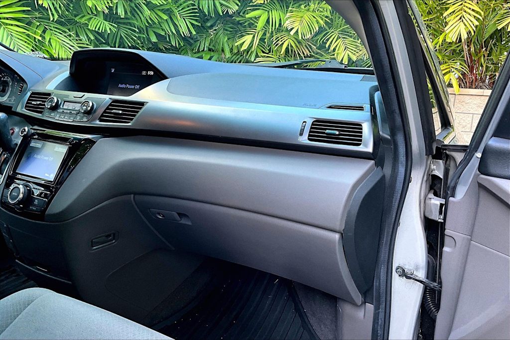 Thumbnail: 2014 Honda Odyssey - 24