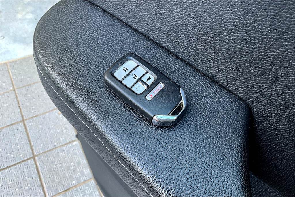 Thumbnail: 2022 Honda Passport - 19