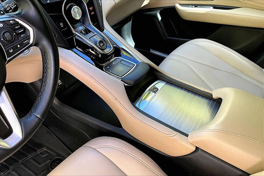 Thumbnail: 2022 Acura RDX - 17