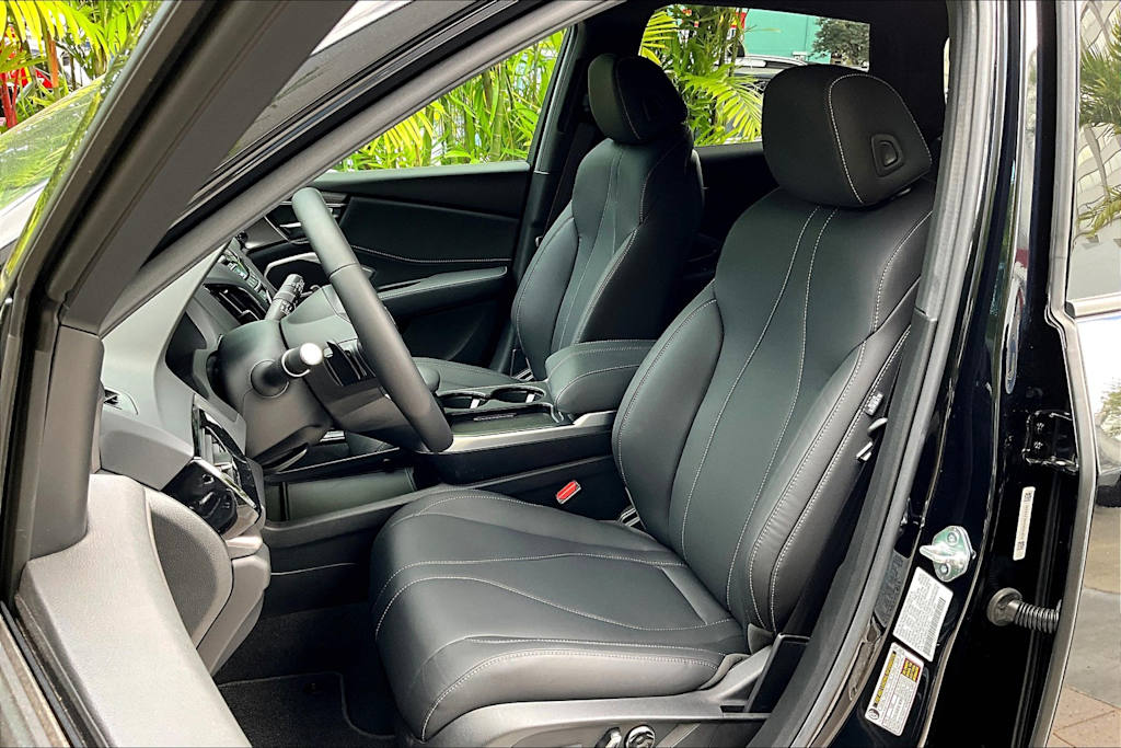 Thumbnail: 2025 Acura RDX - 11