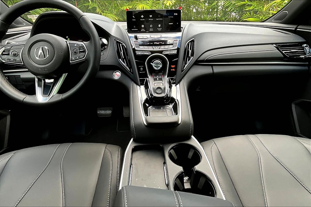 Thumbnail: 2025 Acura RDX - 10