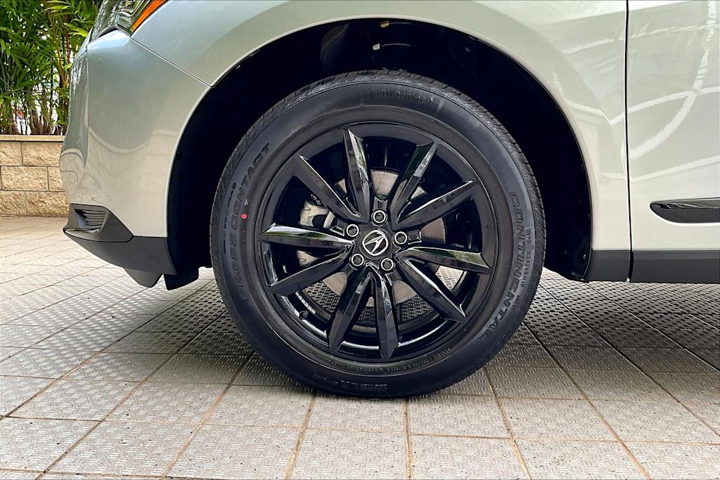 Thumbnail: 2025 Acura RDX - 8