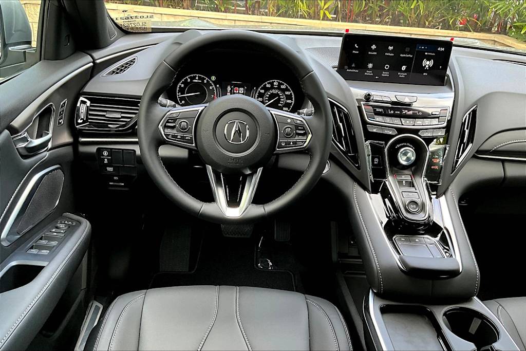 Thumbnail: 2025 Acura RDX - 14