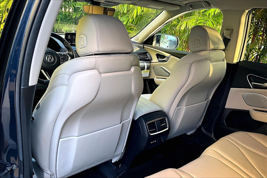 Thumbnail: 2025 Acura RDX - 13