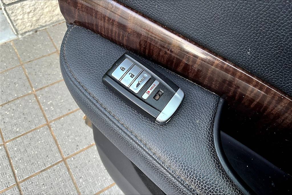 Thumbnail: 2019 Acura MDX - 20