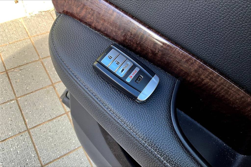 Thumbnail: 2019 Acura MDX - 20