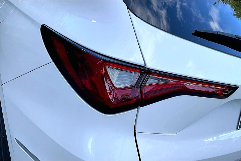 Thumbnail: 2023 Acura MDX - 32