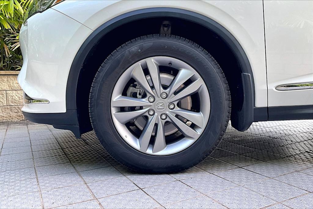 Thumbnail: 2023 Acura MDX - 8