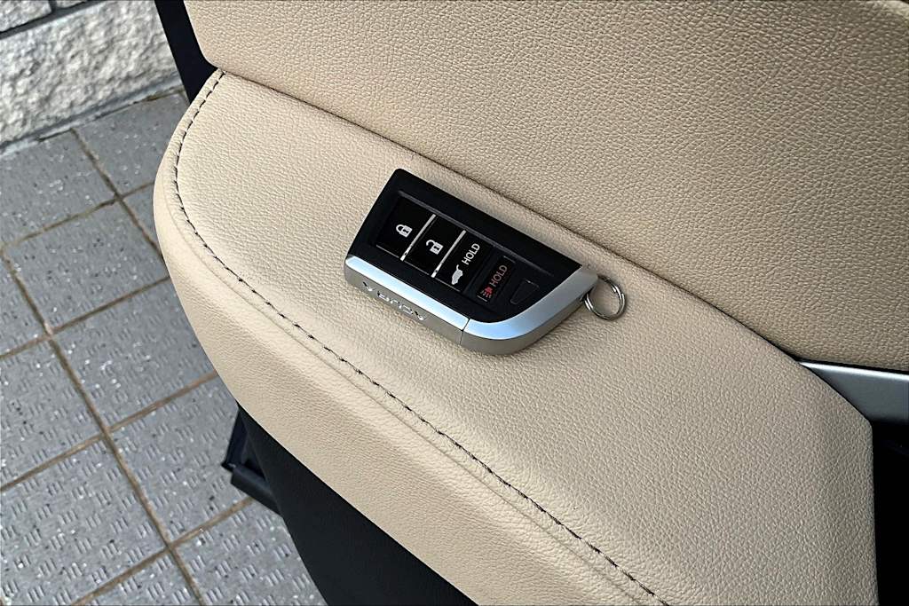 Thumbnail: 2025 Acura MDX - 19