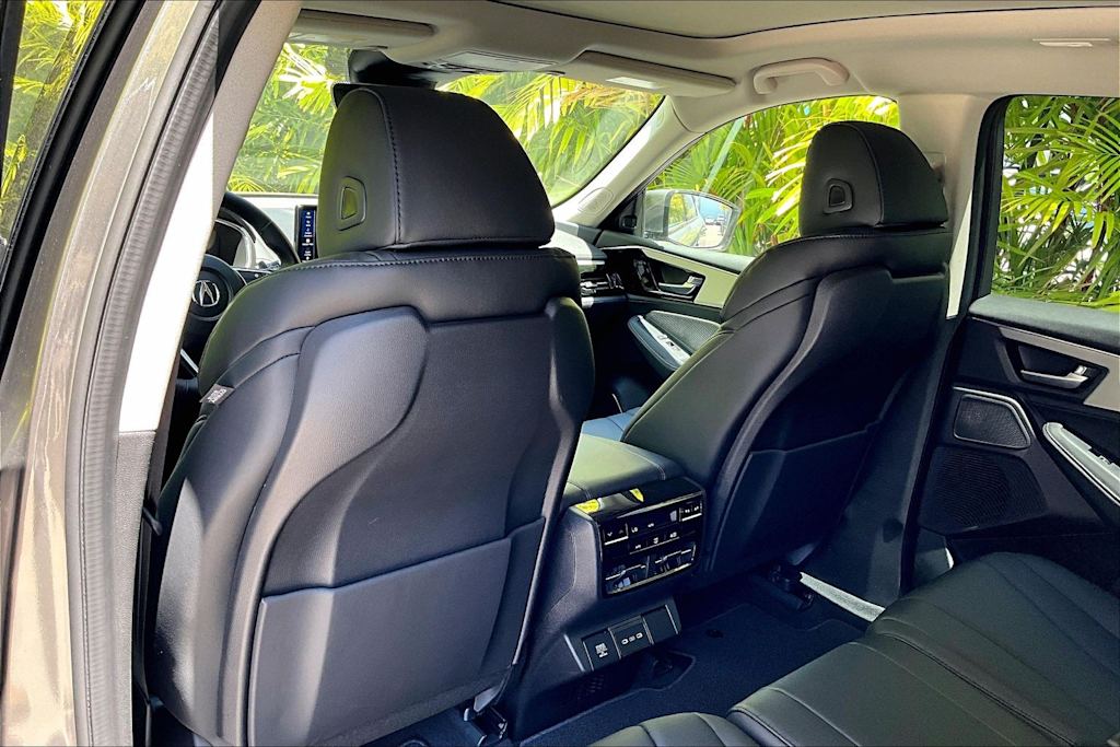 Thumbnail: 2026 Acura MDX - 13
