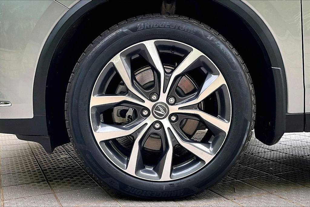 Thumbnail: 2022 Acura MDX - 8