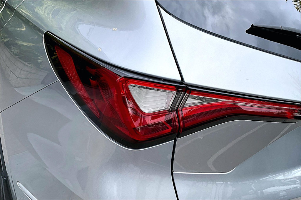 Thumbnail: 2022 Acura MDX - 32