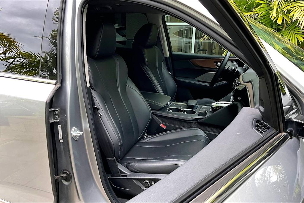 Thumbnail: 2022 Acura MDX - 12