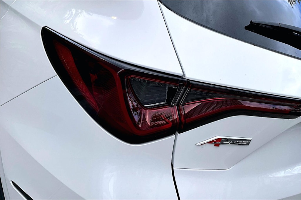 Thumbnail: 2023 Acura MDX - 32