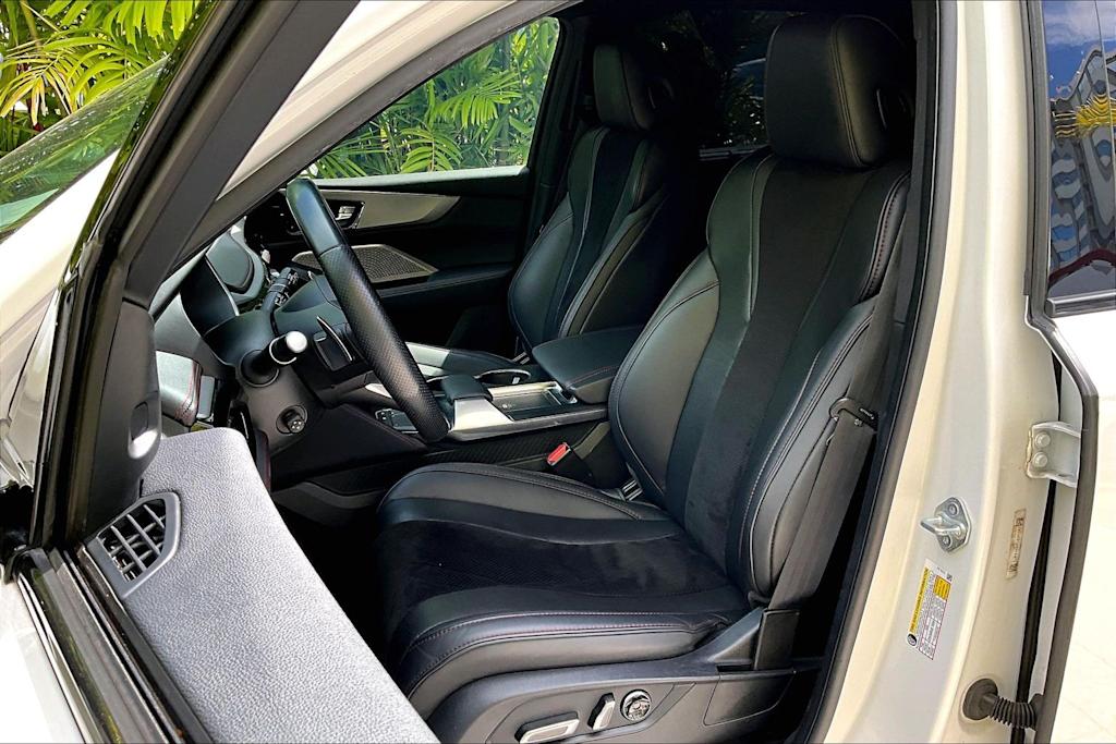Thumbnail: 2023 Acura MDX - 11