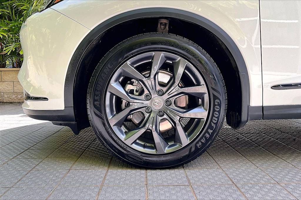 Thumbnail: 2023 Acura MDX - 8