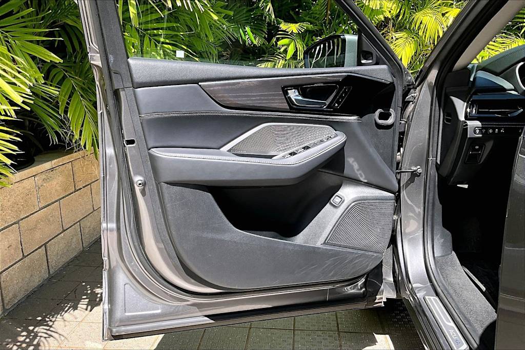 Thumbnail: 2023 Acura MDX - 27