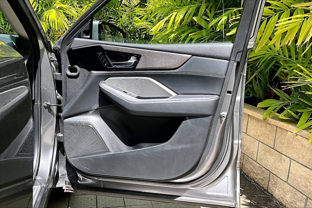 Thumbnail: 2023 Acura MDX - 28