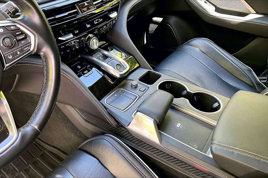 Thumbnail: 2023 Acura MDX - 17