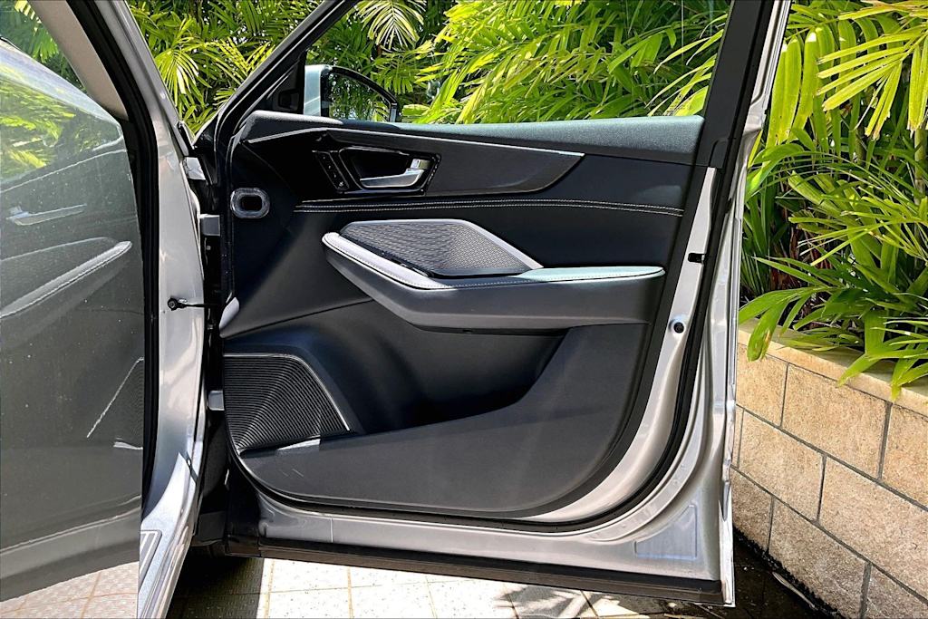 Thumbnail: 2023 Acura MDX - 28