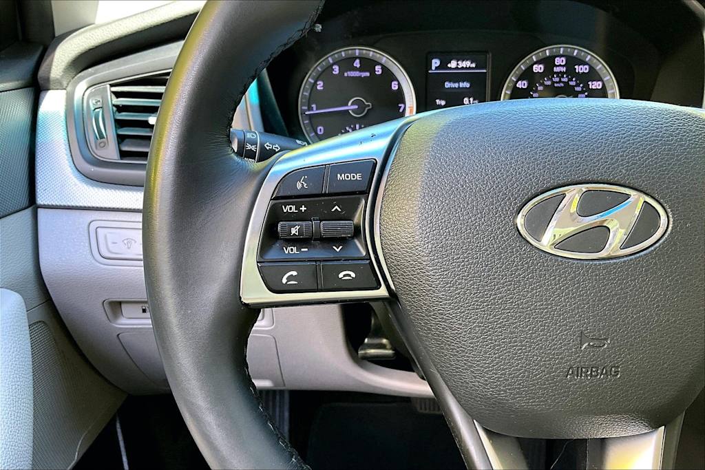 Thumbnail: 2018 Hyundai Sonata - 26