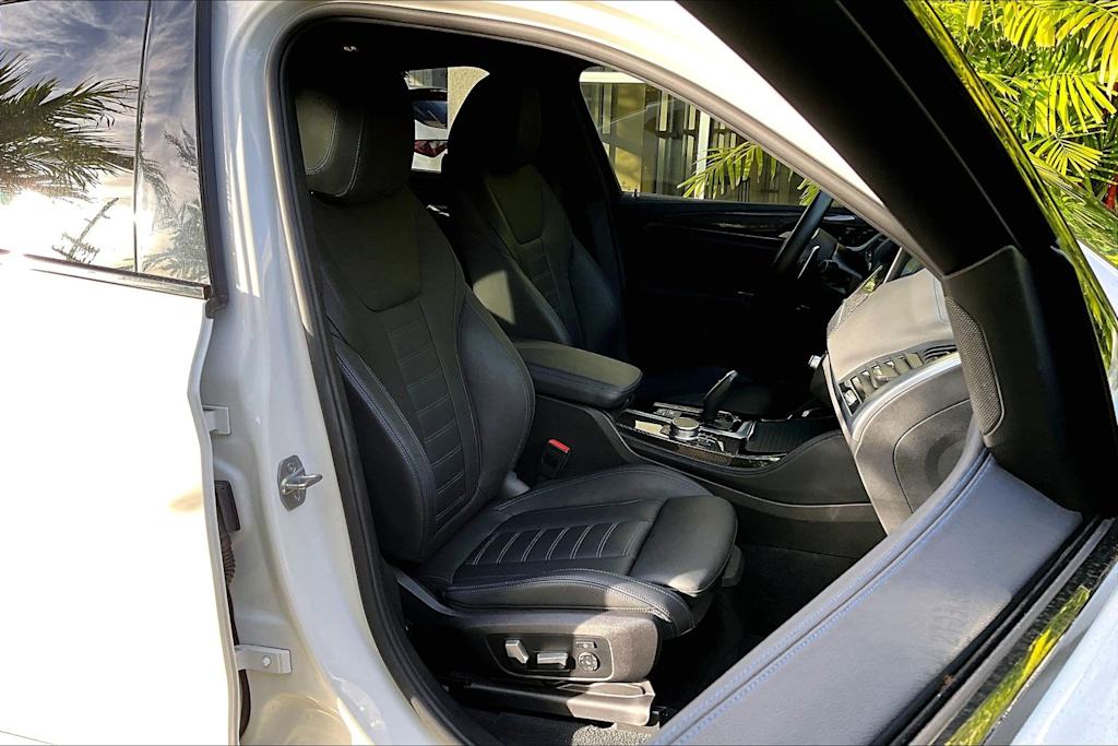 Thumbnail: 2020 BMW X4 - 12