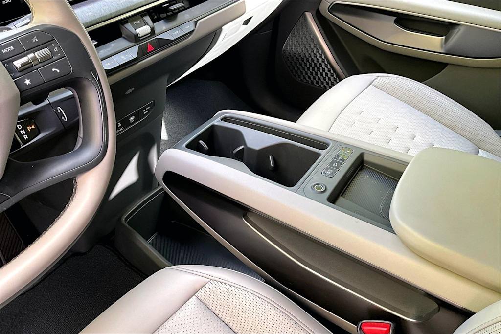 Thumbnail: 2026 Kia EV9 - 16