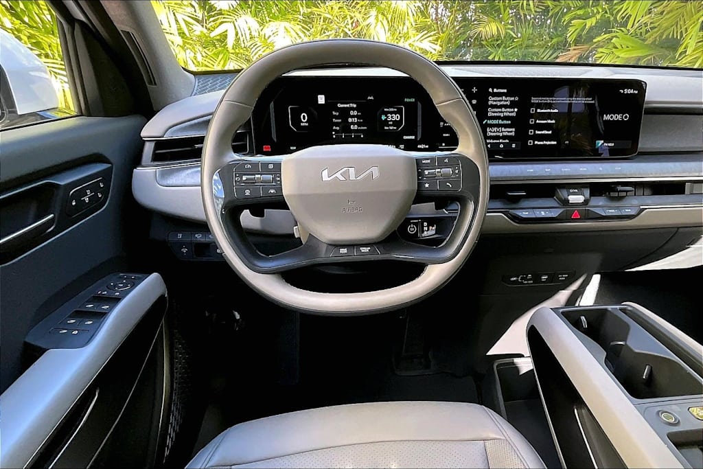 Thumbnail: 2026 Kia EV9 - 13