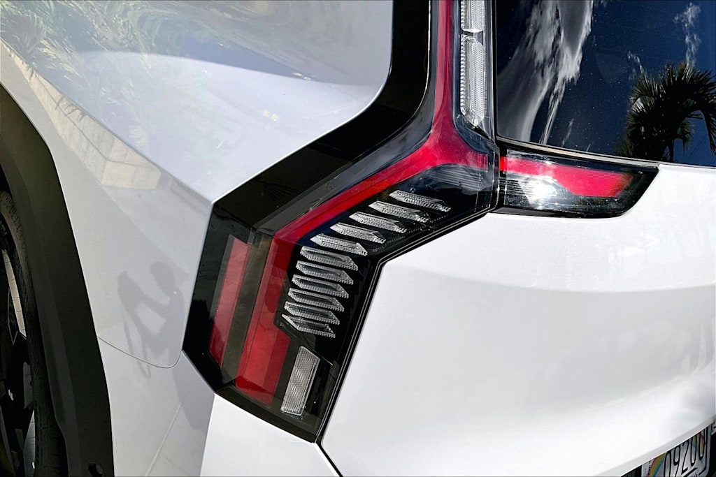 Thumbnail: 2026 Kia EV9 - 32