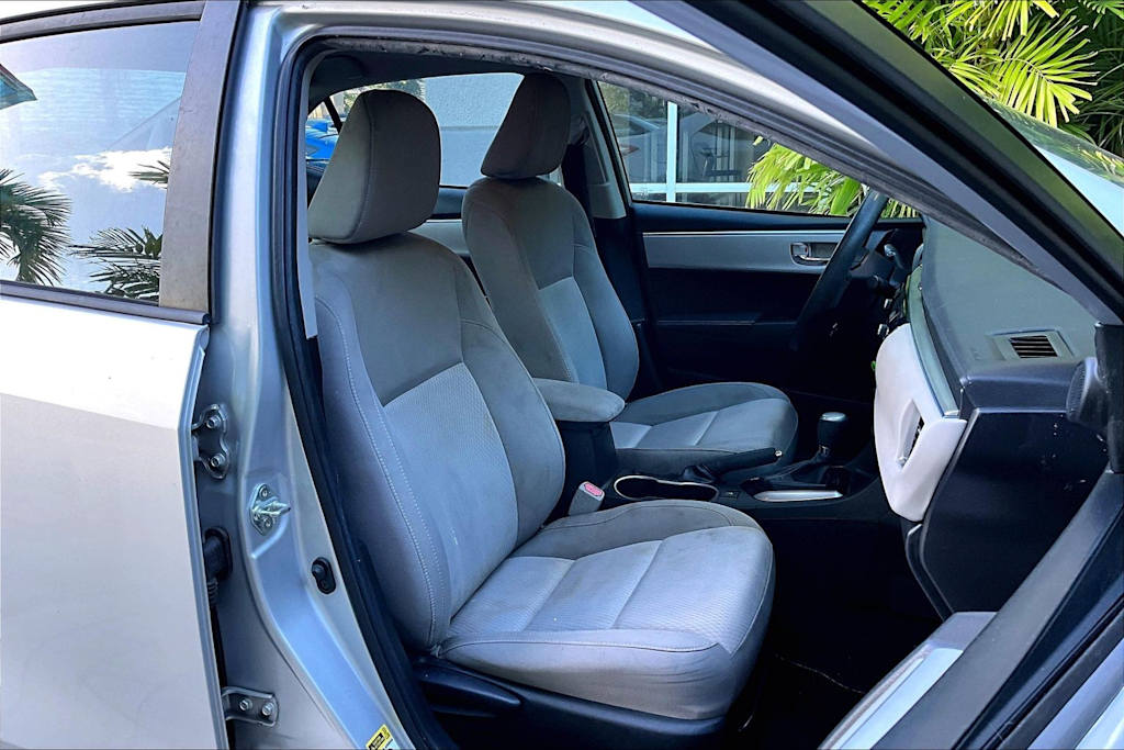 Thumbnail: 2015 Toyota Corolla - 12