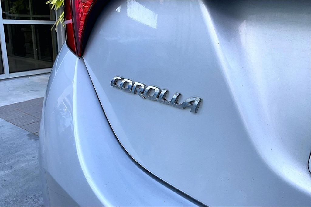 Thumbnail: 2015 Toyota Corolla - 7