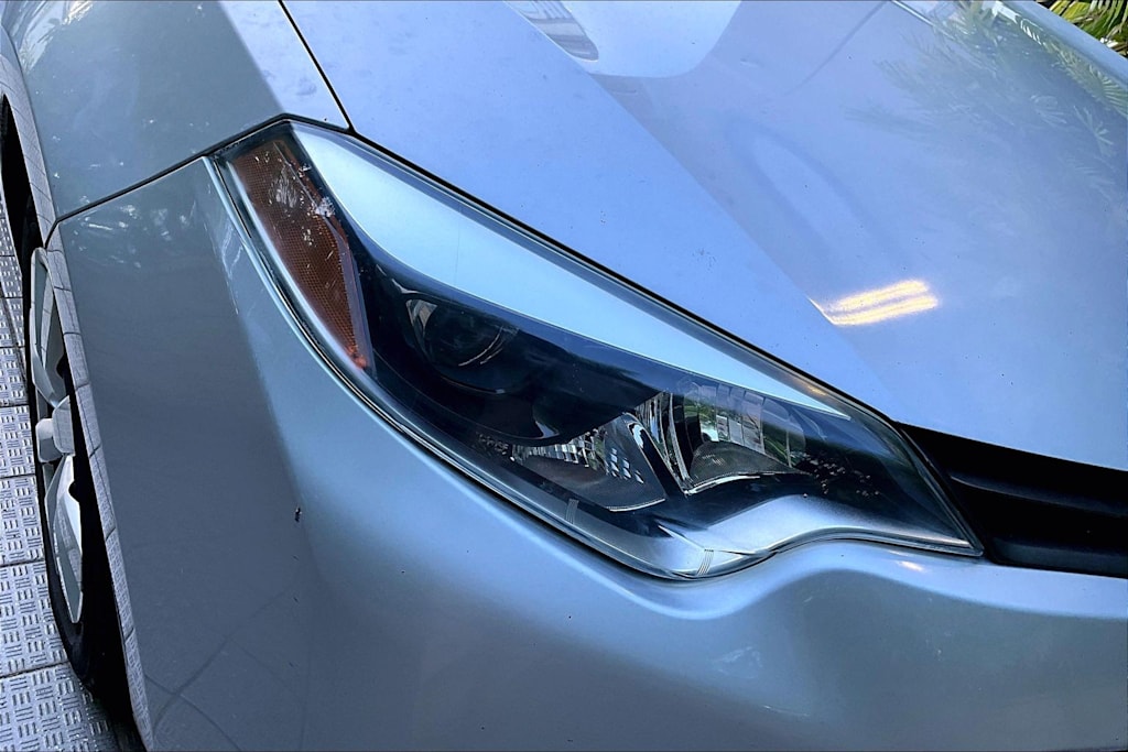 Thumbnail: 2015 Toyota Corolla - 31