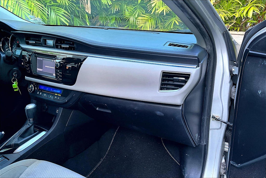Thumbnail: 2015 Toyota Corolla - 24