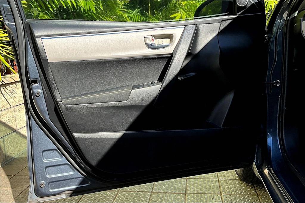 Thumbnail: 2016 Toyota Corolla - 27