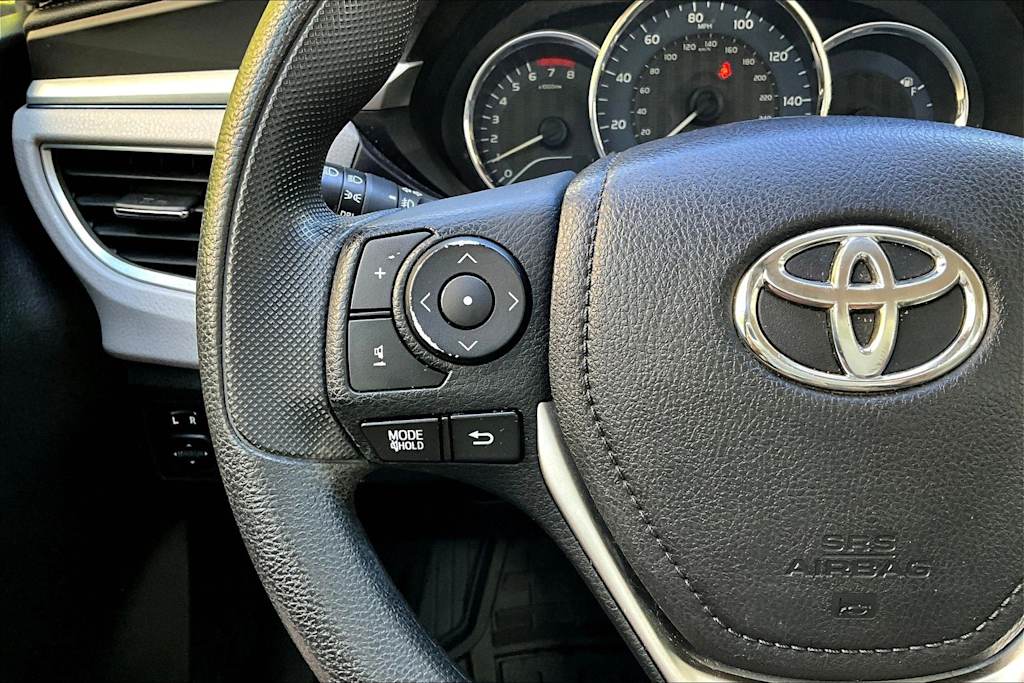 Thumbnail: 2016 Toyota Corolla - 25